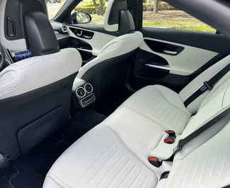 Noleggio Mercedes-Benz C220 d. Auto Comfort, Premium per il noleggio in Cechia ✓ Cauzione di Deposito di 1200 EUR ✓ Opzioni assicurative RCT, CDW, SCDW, FDW, All'estero, Senza deposito.