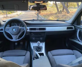 Noleggio BMW 320d. Auto Comfort, Premium per il noleggio in Albania ✓ Cauzione di Deposito di 200 EUR ✓ Opzioni assicurative RCT.