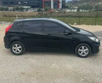 Noleggio auto Hyundai Accent Blue 2013 in Albania, con carburante Diesel e 110 cavalli di potenza ➤ A partire da 22 EUR al giorno.