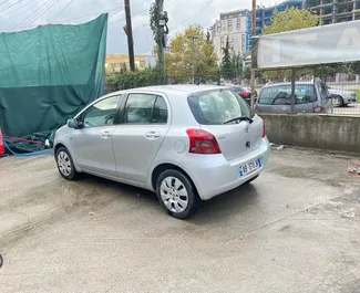 Noleggio auto Toyota Yaris #10050 Manuale all'aeroporto di Tirana, dotata di motore 1,4L ➤ Da Armand in Albania.