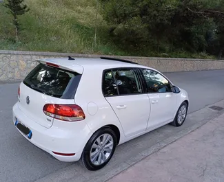 Noleggio Volkswagen Golf 6. Auto Economica, Comfort per il noleggio in Albania ✓ Cauzione di Senza deposito ✓ Opzioni assicurative RCT.