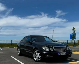 Noleggio auto Mercedes-Benz E-Class #10231 Automatico a Durazzo, dotata di motore 3,2L ➤ Da Besart in Albania.