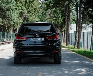 Noleggio BMW X5. Auto Premium, Crossover per il noleggio in Georgia ✓ Cauzione di Senza deposito ✓ Opzioni assicurative RCT, FDW, Furto.