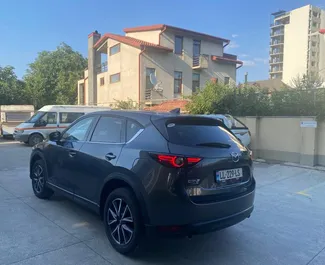 Mazda CX-5 2018 disponibile per il noleggio a Tbilisi, con limite di chilometraggio di illimitato.