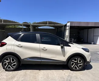 Noleggio auto Renault Captur 2017 in Albania, con carburante Diesel e 85 cavalli di potenza ➤ A partire da 30 EUR al giorno.