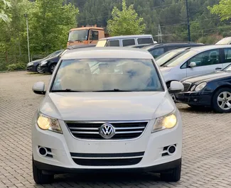 Noleggio auto Volkswagen Tiguan #9885 Manuale all'aeroporto di Tirana, dotata di motore 2,0L ➤ Da Bruno in Albania.