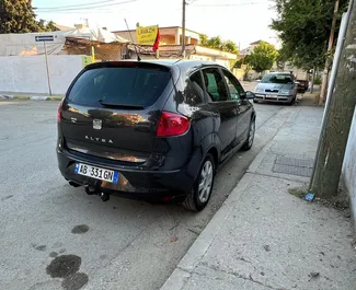 Noleggio SEAT Altea. Auto Economica, Comfort, Monovolume per il noleggio in Albania ✓ Cauzione di Deposito di 100 EUR ✓ Opzioni assicurative RCT, CDW, FDW.