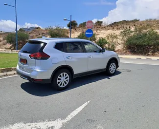 Motore Benzina da 2,0L di Nissan X-Trail 2022 per il noleggio a Limassol.