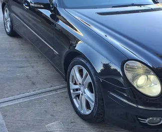 Noleggio auto Mercedes-Benz E-Class 2010 in Albania, con carburante Benzina e 228 cavalli di potenza ➤ A partire da 20 EUR al giorno.