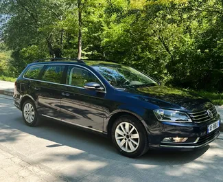 Noleggio Volkswagen Passat Variant. Auto Comfort, Premium per il noleggio in Albania ✓ Cauzione di Deposito di 100 EUR ✓ Opzioni assicurative RCT.