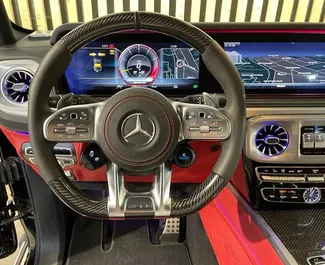 Noleggio Mercedes-Benz G63 AMG. Auto Premium, Lusso, SUV per il noleggio in Spagna ✓ Cauzione di Deposito di 4000 EUR ✓ Opzioni assicurative RCT.