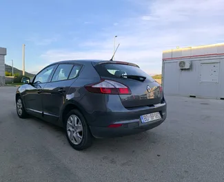 Noleggio Renault Megane. Auto Comfort per il noleggio in Montenegro ✓ Cauzione di Senza deposito ✓ Opzioni assicurative RCT, SCDW, Passeggeri, All'estero.