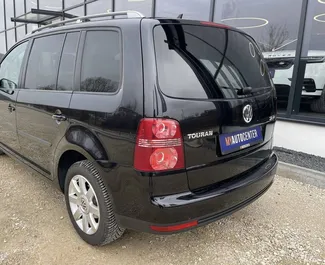 Motore Diesel da 2,0L di Volkswagen Touran 2009 per il noleggio a Tirana.