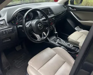 Noleggio Mazda CX-5. Auto Economica, Comfort, Crossover per il noleggio in Albania ✓ Cauzione di Deposito di 150 EUR ✓ Opzioni assicurative RCT.