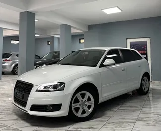 Vista frontale di un noleggio Audi A3 a Saranda, Albania ✓ Auto #6978. ✓ Cambio Automatico TM ✓ 1 recensioni.