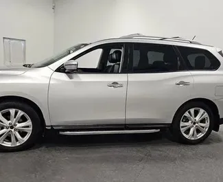 Noleggio auto Nissan Pathfinder 2015 in Georgia, con carburante Benzina e 260 cavalli di potenza ➤ A partire da 190 GEL al giorno.