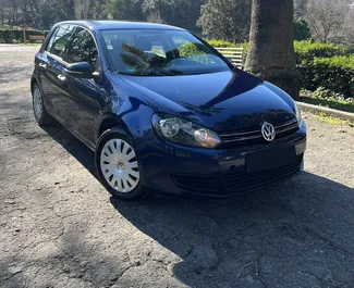 Noleggio auto Volkswagen Golf 6 2010 in Albania, con carburante Diesel e 103 cavalli di potenza ➤ A partire da 33 EUR al giorno.