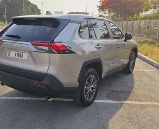 Noleggio auto Toyota Rav4 #10367 Automatico a Dubai, dotata di motore 1,8L ➤ Da Jose negli Emirati Arabi Uniti.