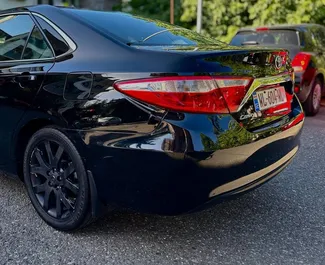 Noleggio auto Toyota Camry 2016 in Georgia, con carburante Benzina e 156 cavalli di potenza ➤ A partire da 95 GEL al giorno.