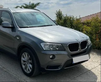 Vista frontale di un noleggio BMW X3 a Tirana, Albania ✓ Auto #10420. ✓ Cambio Automatico TM ✓ 0 recensioni.