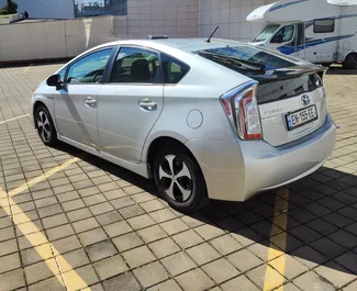 Noleggio auto Toyota Prius 2014 in Georgia, con carburante Ibrido e 98 cavalli di potenza ➤ A partire da 40 GEL al giorno.