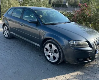 Vista frontale di un noleggio Audi A3 a Durazzo, Albania ✓ Auto #10670. ✓ Cambio Automatico TM ✓ 0 recensioni.