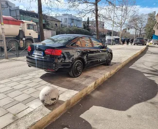 Noleggio auto Volkswagen Jetta 2012 in Albania, con carburante Gas e 170 cavalli di potenza ➤ A partire da 30 EUR al giorno.