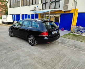 Noleggio Volkswagen Golf Variant. Auto Economica, Comfort per il noleggio in Albania ✓ Cauzione di Deposito di 100 EUR ✓ Opzioni assicurative RCT, All'estero, Giovane.