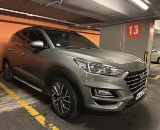 Vista frontale di un noleggio Hyundai Tucson a Istanbul, Turchia ✓ Auto #10657. ✓ Cambio Automatico TM ✓ 0 recensioni.