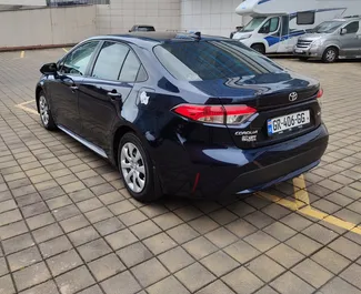 Noleggio Toyota Corolla Sedan. Auto Economica, Comfort per il noleggio in Georgia ✓ Cauzione di Deposito di 280 GEL ✓ Opzioni assicurative RCT, SCDW.