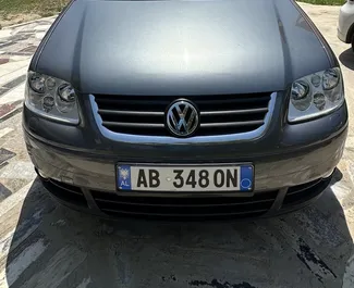 Noleggio auto Volkswagen Touran #10676 Automatico a Durazzo, dotata di motore 2,0L ➤ Da Emanuele in Albania.