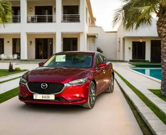 Vista frontale di un noleggio Mazda 6 a Dubai, Emirati Arabi Uniti ✓ Auto #10536. ✓ Cambio Automatico TM ✓ 0 recensioni.