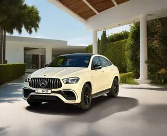 Vista frontale di un noleggio Mercedes-Benz GLE63-S Coupe a Dubai, Emirati Arabi Uniti ✓ Auto #6166. ✓ Cambio Automatico TM ✓ 0 recensioni.