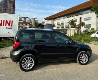 Noleggio Skoda Yeti. Auto Economica, Comfort, Crossover per il noleggio in Albania ✓ Cauzione di Deposito di 100 EUR ✓ Opzioni assicurative RCT.