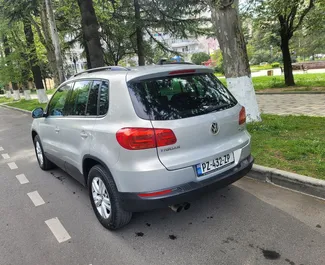 Noleggio Volkswagen Tiguan. Auto Comfort, Crossover per il noleggio in Georgia ✓ Cauzione di Senza deposito ✓ Opzioni assicurative RCT, CDW, FDW, Passeggeri, Furto.