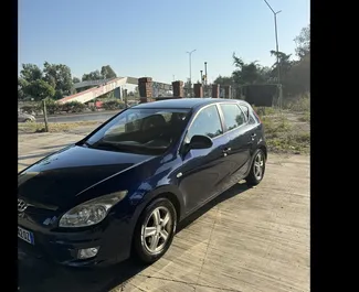 Noleggio auto Hyundai i30 2010 in Albania, con carburante Diesel e 80 cavalli di potenza ➤ A partire da 25 EUR al giorno.