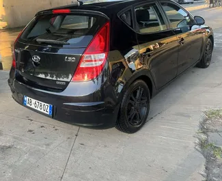 Noleggio Hyundai i30. Auto Economica, Comfort per il noleggio in Albania ✓ Cauzione di Senza deposito ✓ Opzioni assicurative RCT, FDW.