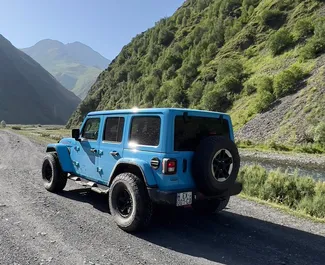 Jeep Wrangler Rubicon 2021 con sistema A trazione integrale, disponibile a Tbilisi.