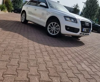 Noleggio auto Audi Q5 #10923 Automatico all'aeroporto di Tirana, dotata di motore 2,0L ➤ Da Fazione in Albania.