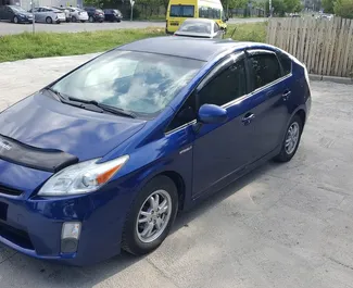 Noleggio auto Toyota Prius #10844 Automatico a Tbilisi, dotata di motore 1,8L ➤ Da Zurab in Georgia.