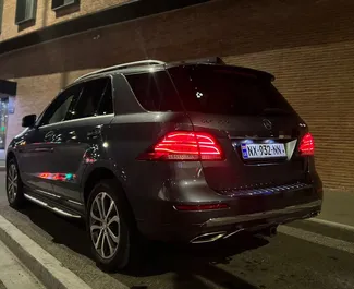 Motore Benzina da 3,5L di Mercedes-Benz GLE-Class 2017 per il noleggio a Tbilisi.