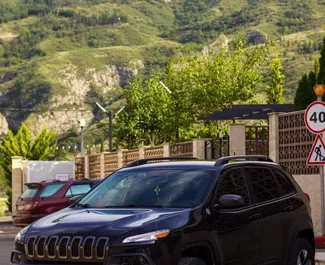 Motore Benzina da 2,5L di Jeep Cherokee 2019 per il noleggio a Tbilisi.