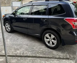 Motore Benzina da 2,5L di Subaru Forester 2016 per il noleggio a Kutaisi.