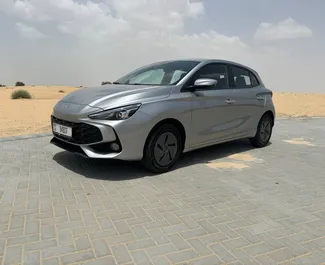 Vista frontale di un noleggio MG 3 a Dubai, Emirati Arabi Uniti ✓ Auto #10811. ✓ Cambio Automatico TM ✓ 0 recensioni.