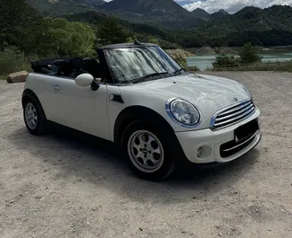 Noleggio auto Mini Cooper Cabrio #10833 Automatico a Barcellona, dotata di motore 2,0L ➤ Da Sergei in Spagna.