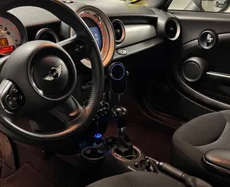 Noleggio auto Mini Cooper Cabrio 2014 in Spagna, con carburante Diesel e 150 cavalli di potenza ➤ A partire da 52 EUR al giorno.