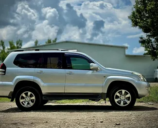 Noleggio Toyota Land Cruiser Prado. Auto Comfort, Premium, SUV per il noleggio in Georgia ✓ Cauzione di Senza deposito ✓ Opzioni assicurative RCT.