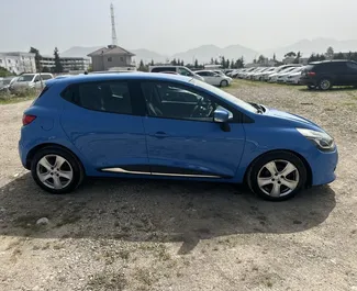 Noleggio Renault Clio 5. Auto Economica per il noleggio in Albania ✓ Cauzione di Senza deposito ✓ Opzioni assicurative RCT, FDW, Furto, All'estero.