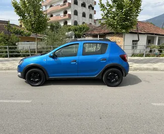 Noleggio auto Dacia Sandero Stepway 2014 in Albania, con carburante Diesel e  cavalli di potenza ➤ A partire da 17 EUR al giorno.