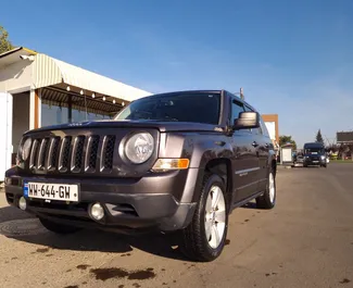 Motore Benzina da 2,4L di Jeep Patriot 2014 per il noleggio a Tbilisi.